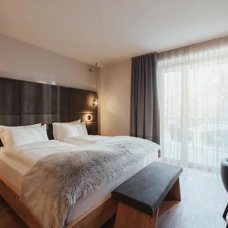 Tofana Cortina Hotel Pocol
