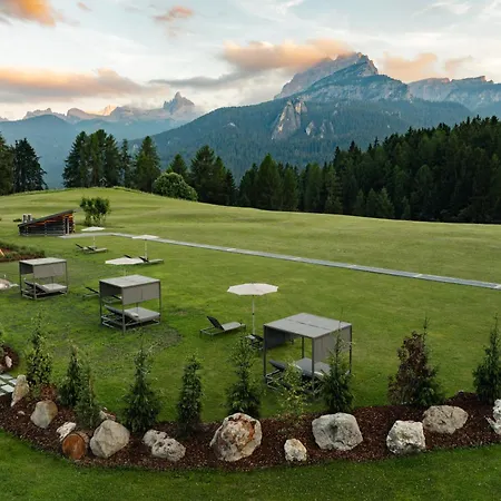 Tofana Cortina 5* Кортина-д'Ампеццо