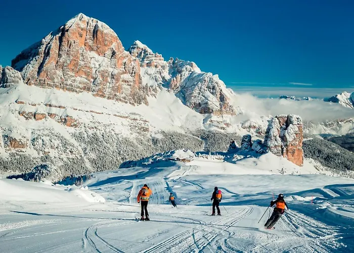 Tofana Cortina Cortina dʼAmpezzo