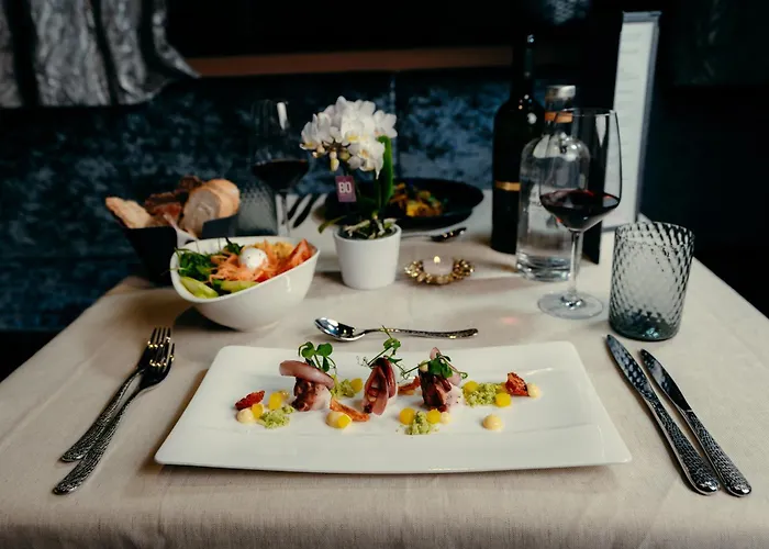 Tofana Cortina Hotel